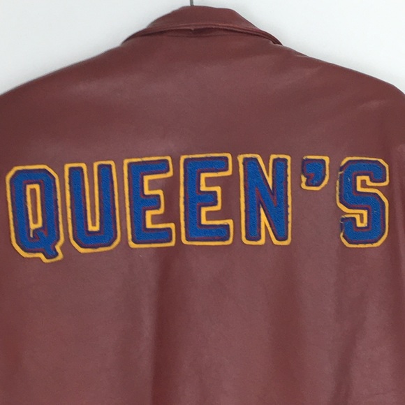 Vintage QUEEN’S UNIVERSITY 1990 Leather Jacket - Picture 5 of 16